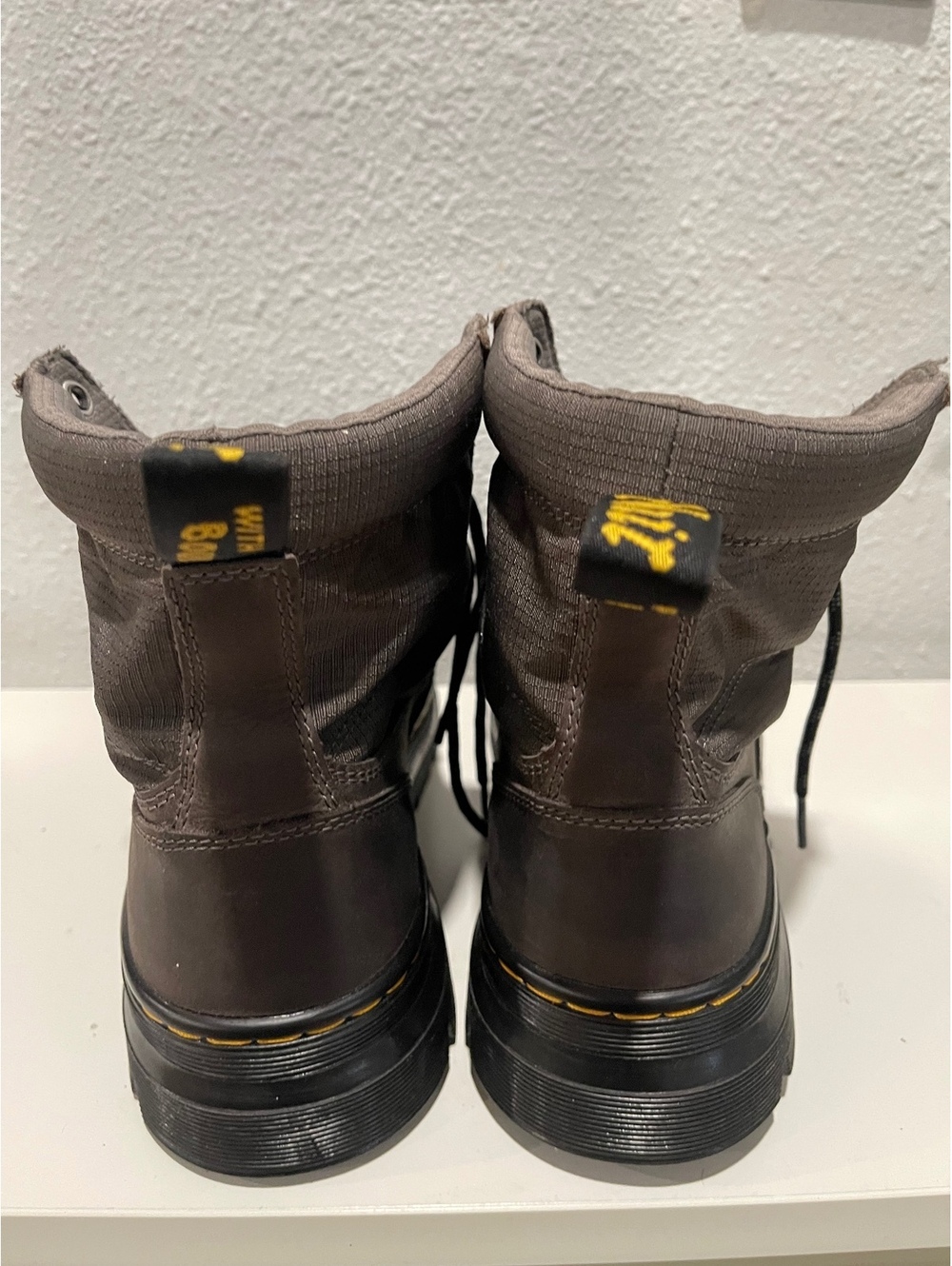 Dr. Martens Gray Combat Boots Size US 9 / UK 8 - Picture 4 of 6